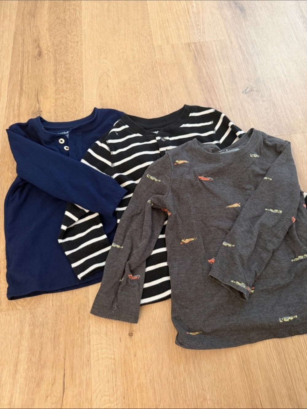 Long-Sleeve Shirts